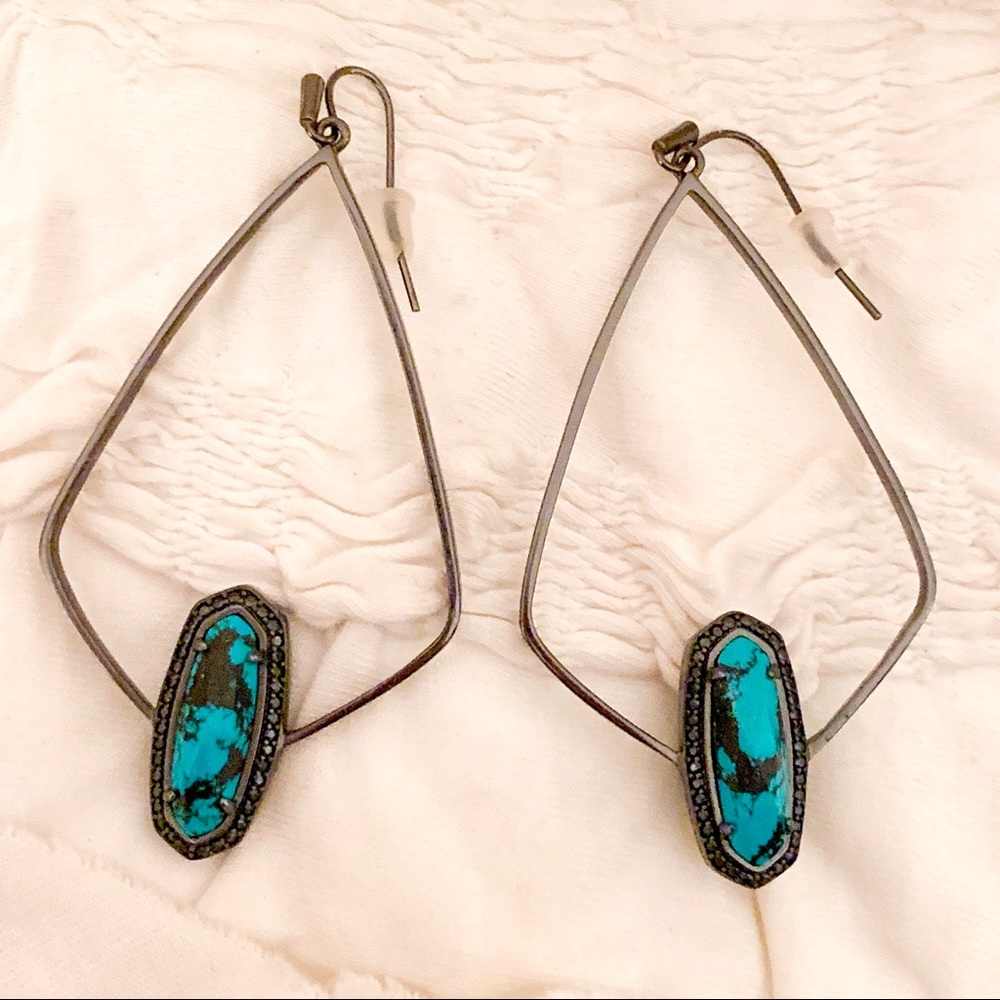 Gunmetal Kendra Scott earrings